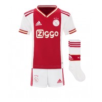 Ajax Steven Bergwijn #7 Fußballbekleidung Heimtrikot Kinder 2022-23 Kurzarm (+ kurze hosen)